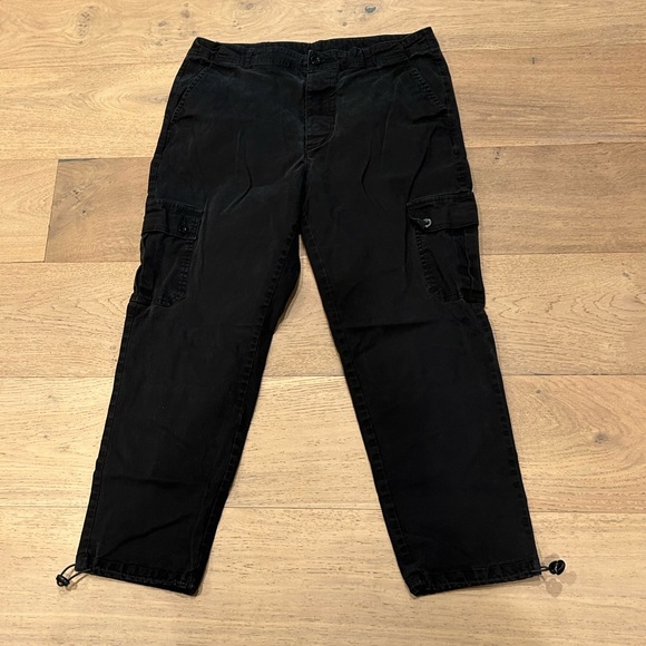 GUC ASOS Men’s cargo pants size 32” Waist 30” inseam. - Picture 6 of 9
